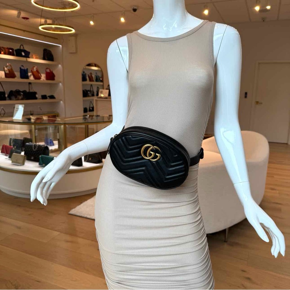 SOLD! Authentic Gucci Marmont Black Belt Bag - Picture 1 of 10